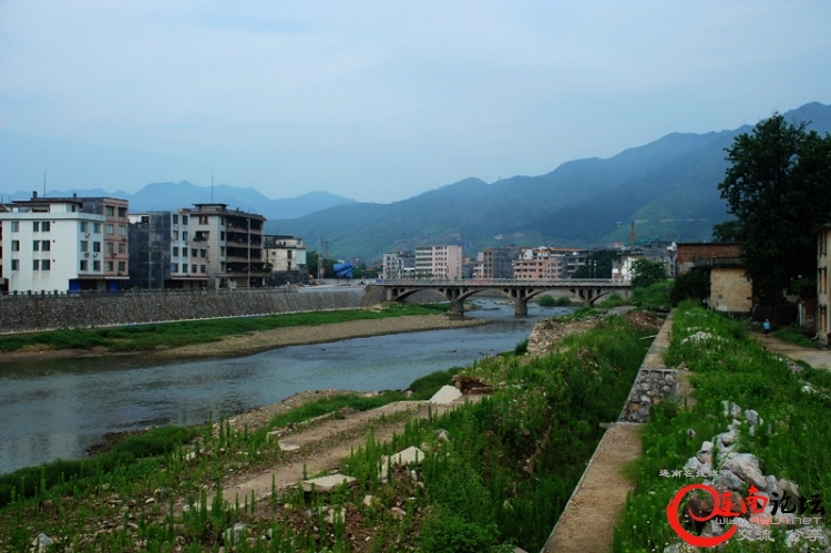 C01.jpg