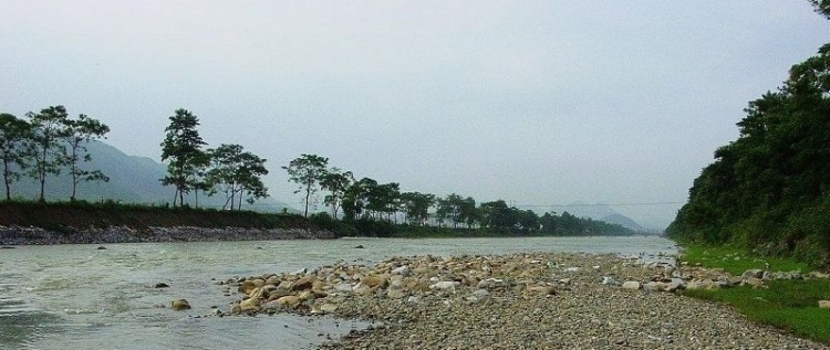 2000年三江河.jpg