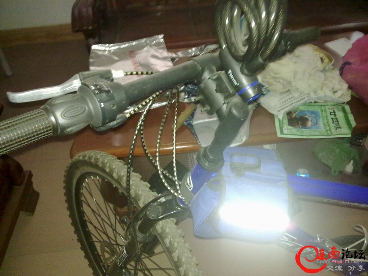 20120105608.jpg