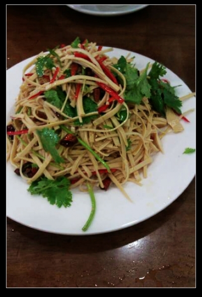 nEO_IMG_凉拌豆腐丝.jpg