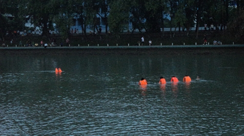 DSC01922_副本河边.jpg