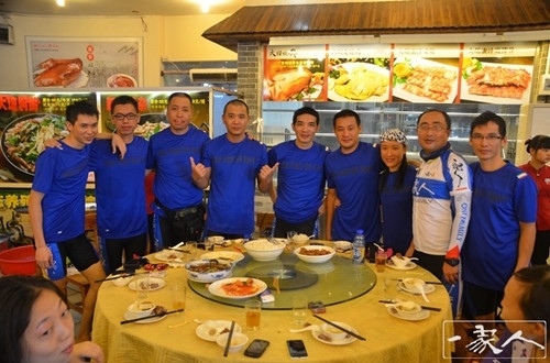 214641yxta6jux7ii9j81c.jpg