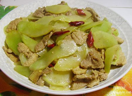 莴笋烧肉