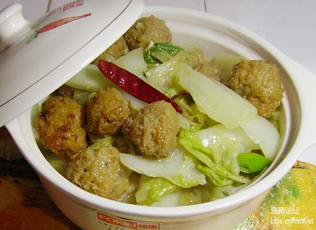   大白菜烧藕丸子