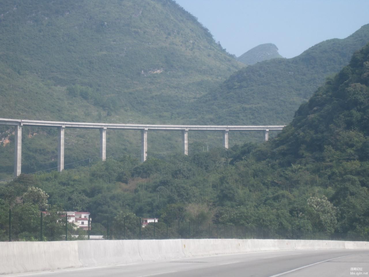 清连高速2.jpg