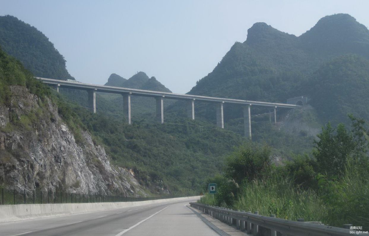 清连高速3.jpg